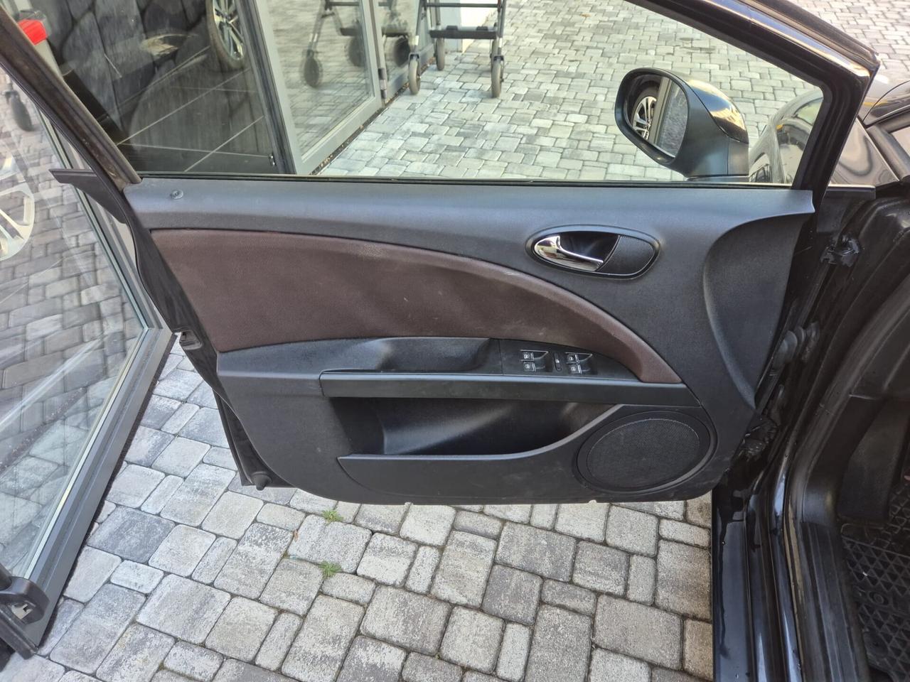 Seat Leon 2.0 16V TDI AUTOMATICA