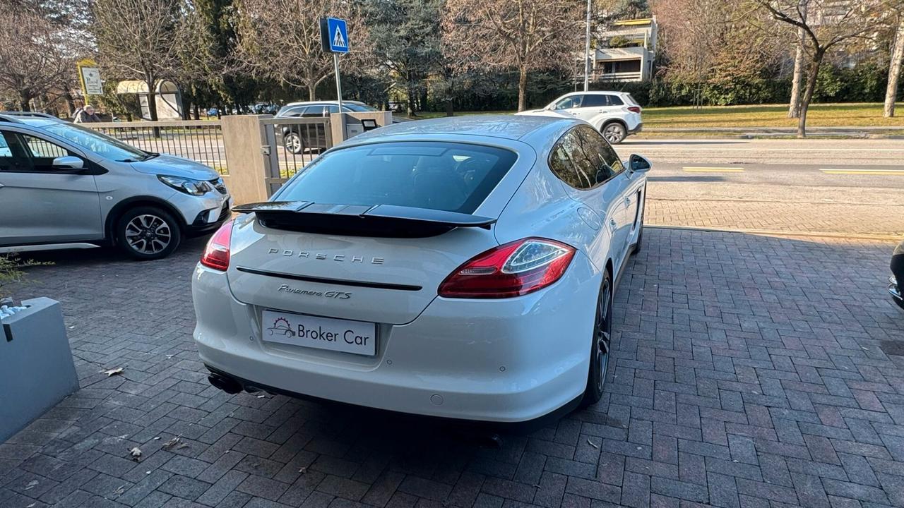 Porsche Panamera 4.8 GTS