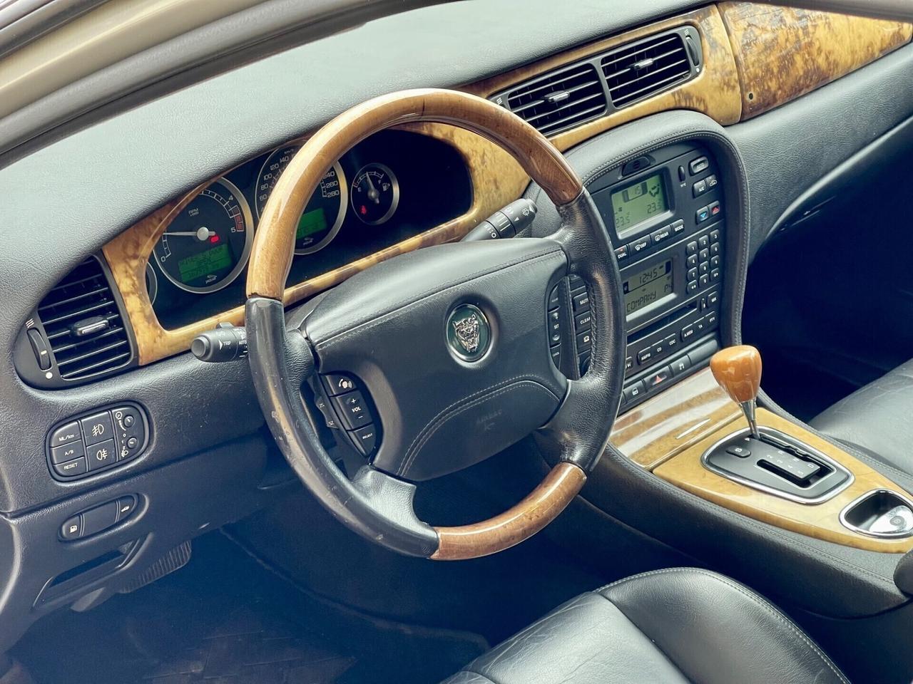 Jaguar S-Type 2.7D 152kw V6 UNICO PROPRIETARIO 12-