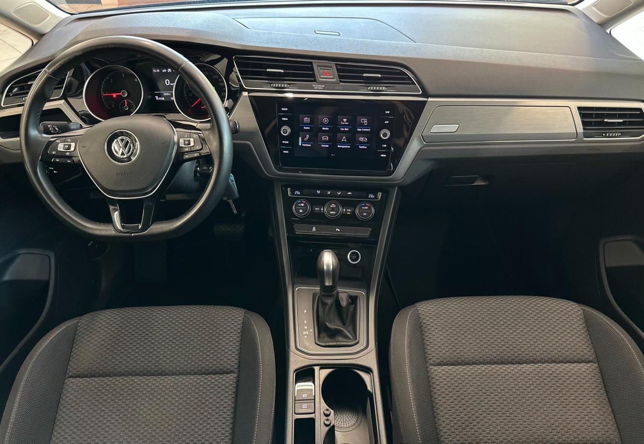 VOLKSWAGEN TOURAN COMFORTLINE DSG *GANCIO*7POSTI*CARPLAY*