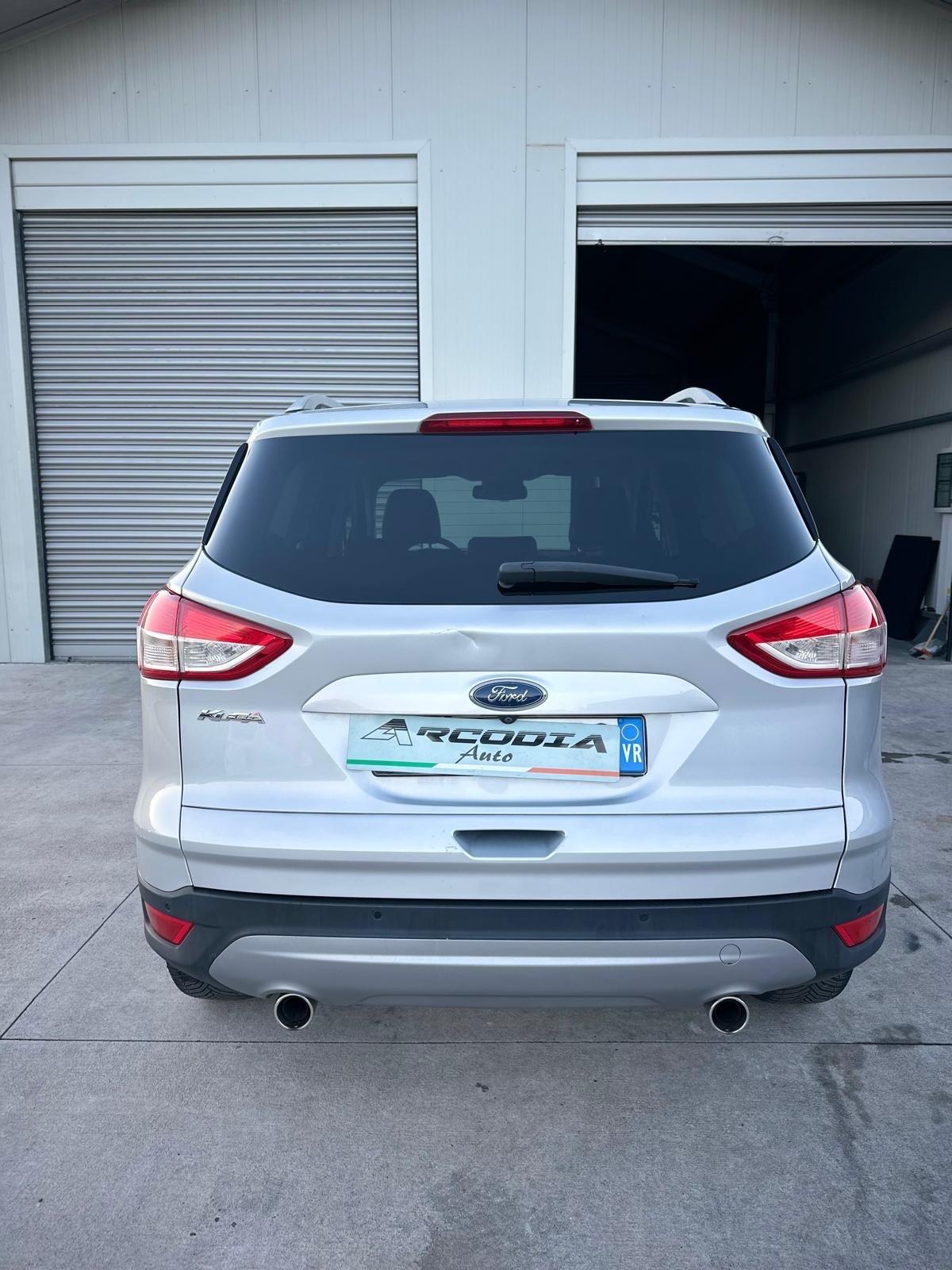 Ford Kuga 2.0 TDCI 150 CV S&S 4WD Titanium