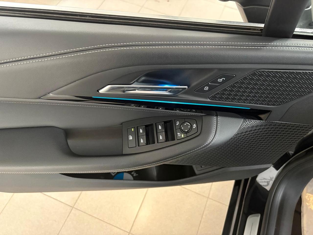 BMW 218d ACTIVE TOURER LUXURY AUTO