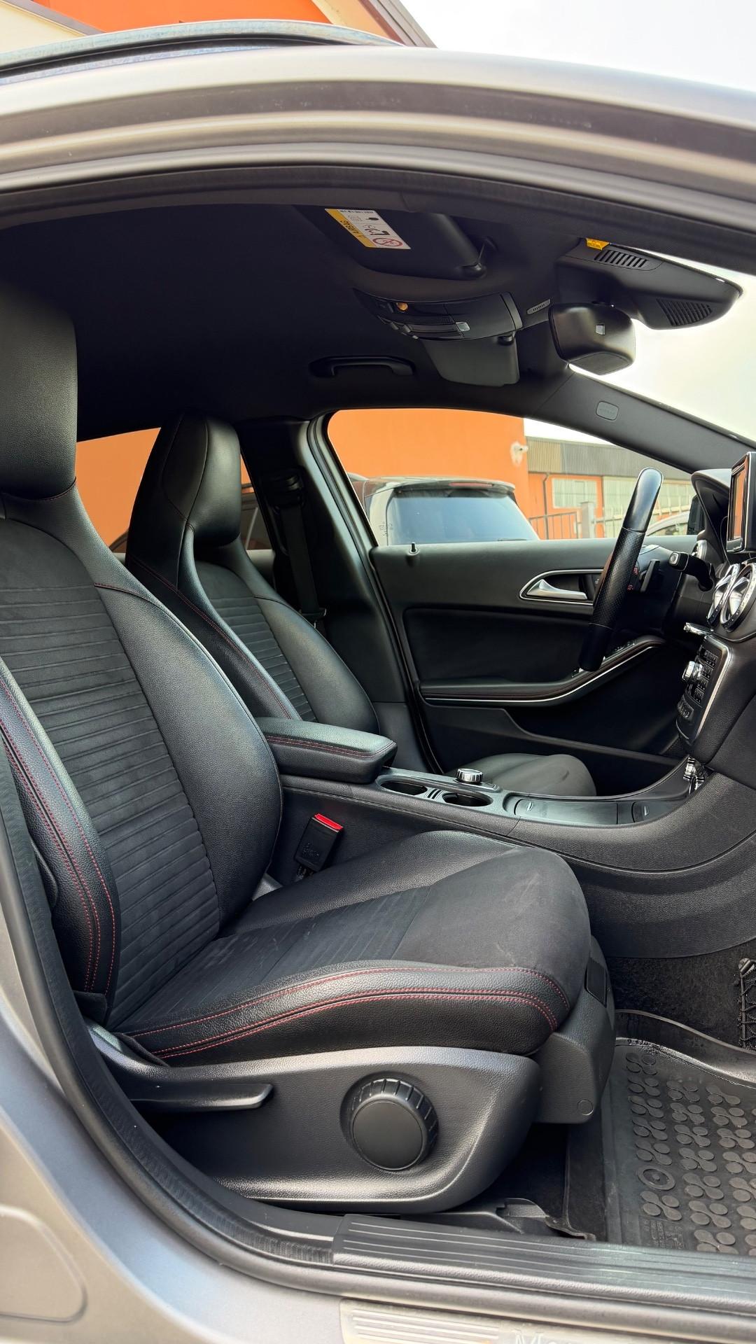 Mercedes-benz GLA 200 d Automatic 4Matic Premium