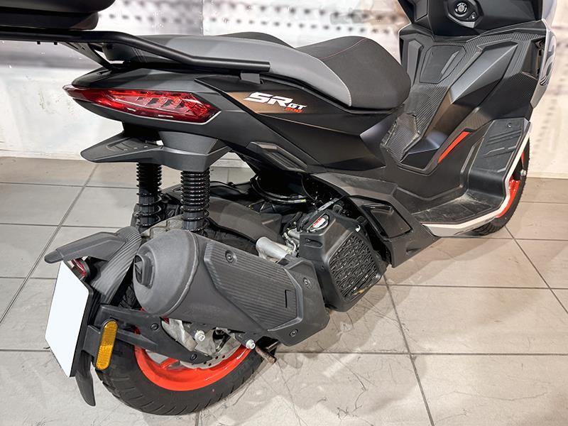 Aprilia SR GT Sport 200