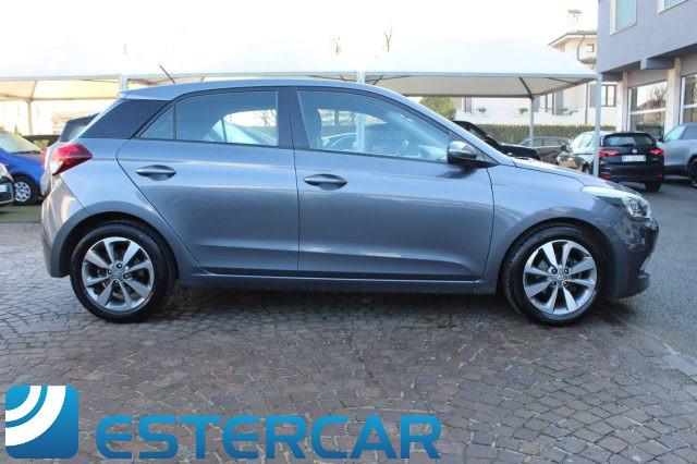 HYUNDAI i20 1.2 84CV 5 porte Style NEOPATENTATI