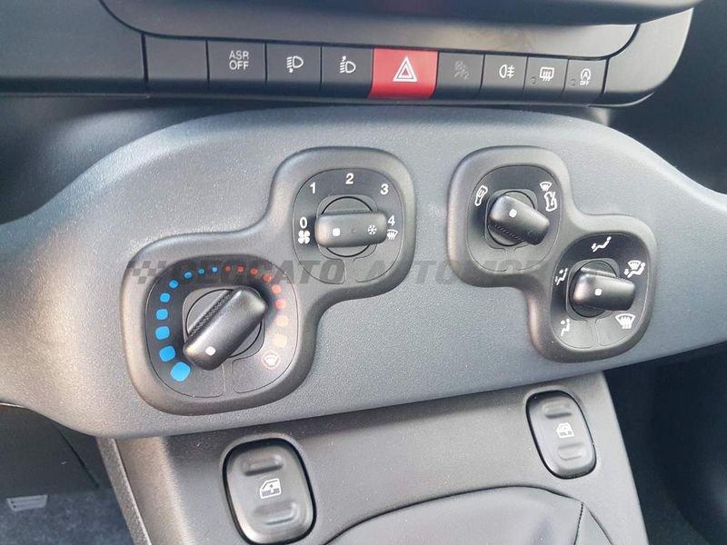 FIAT Panda Panda 1.0 firefly hybrid s&s 70cv 5p.ti