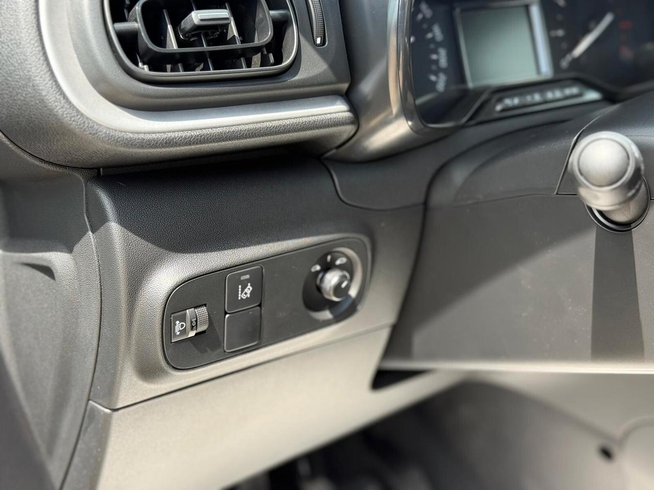 KM 0 - CITROEN C3 YOU 83 CV
