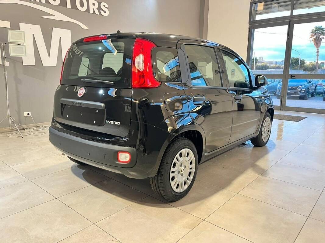 Fiat Panda 1.0 FireFly S&S Hybrid Pandina