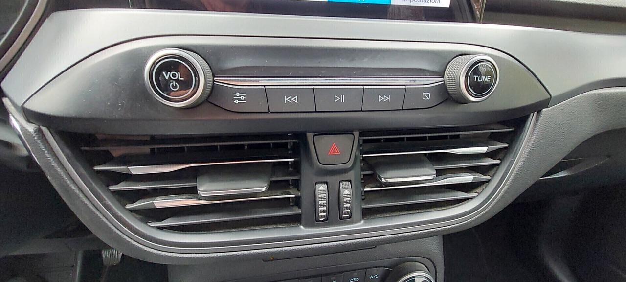 FOCUS 1,0 IBRIDA/BENZINA 130 CV-ST LINE NAVI TELEFONO LEGA SENSORI RETROCAMERA FULL FULL