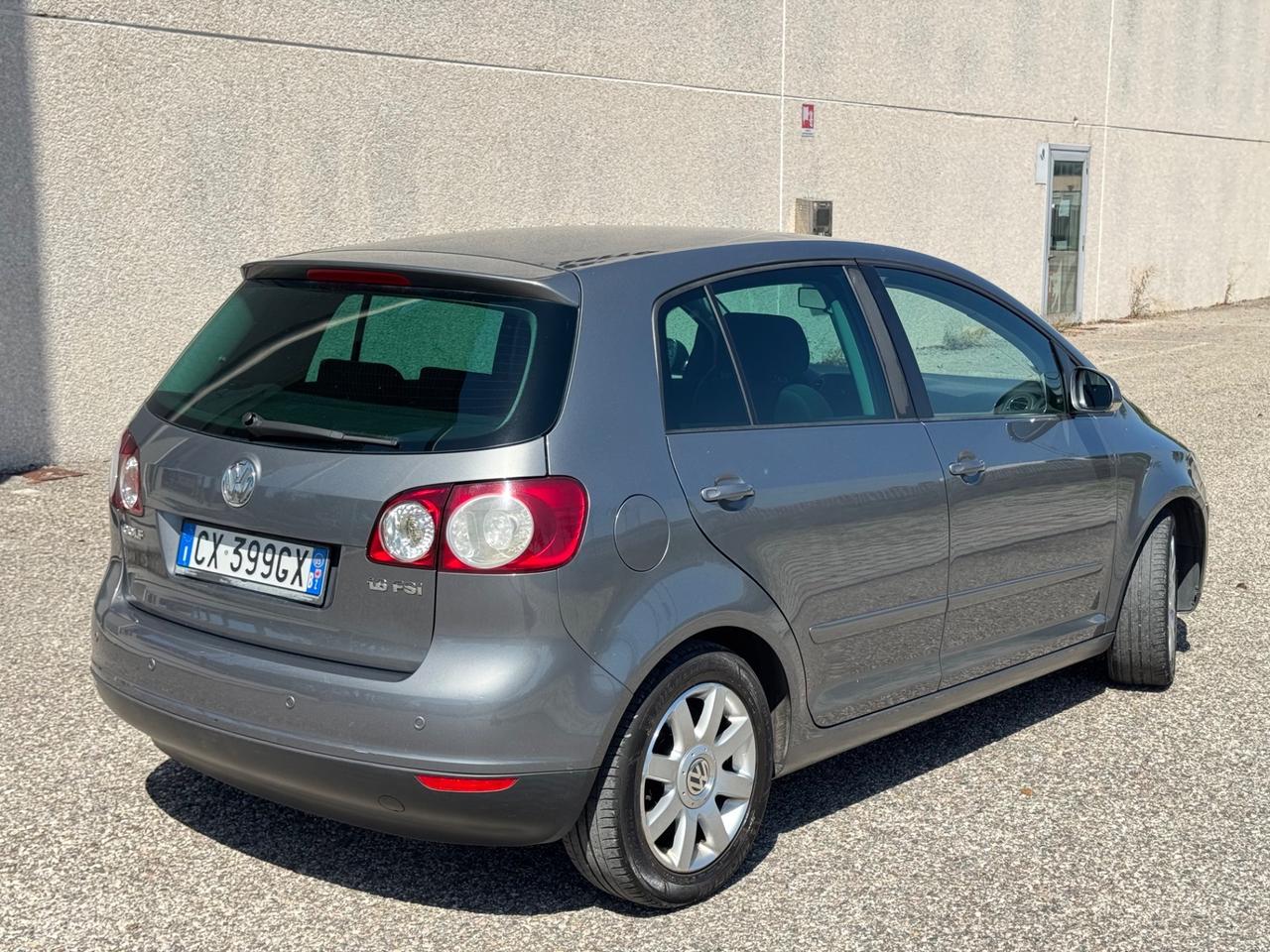 Volkswagen Golf 5 Plus 1.6 16V FSI Neopatentati
