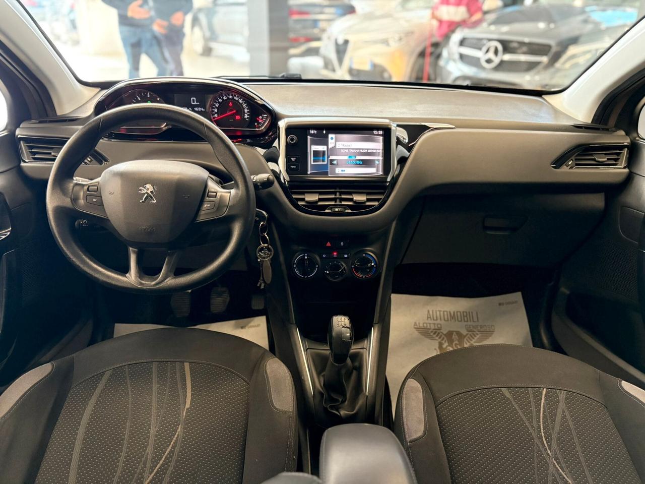 Peugeot 208 1.4 HDi 68 CV 5 porte Allure