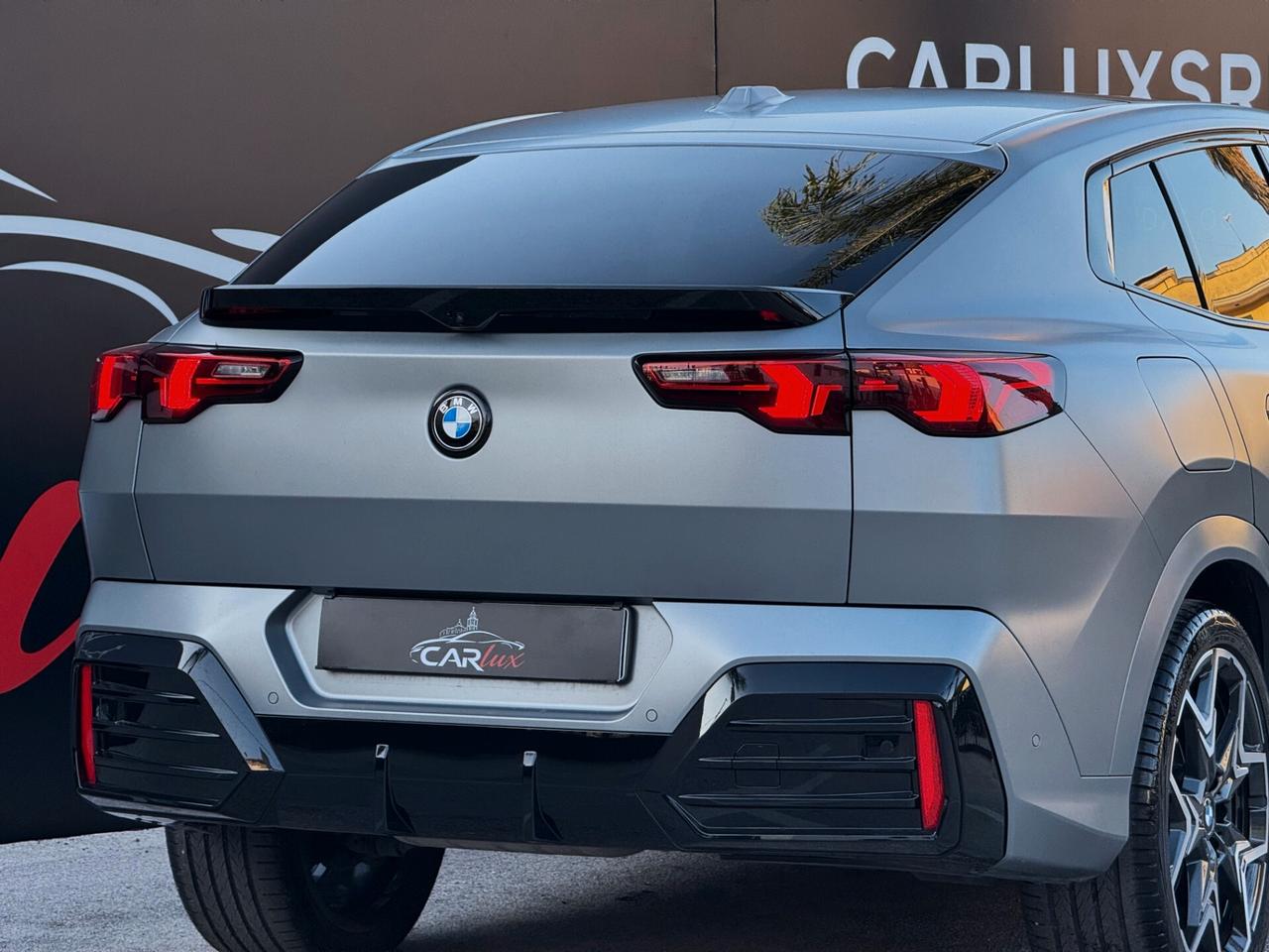 BMW X2 sDrive 18d MSport Pro TETTO ICONIC GLOW