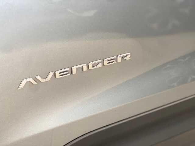 Jeep Avenger 1.2 Turbo 100 CV Summit