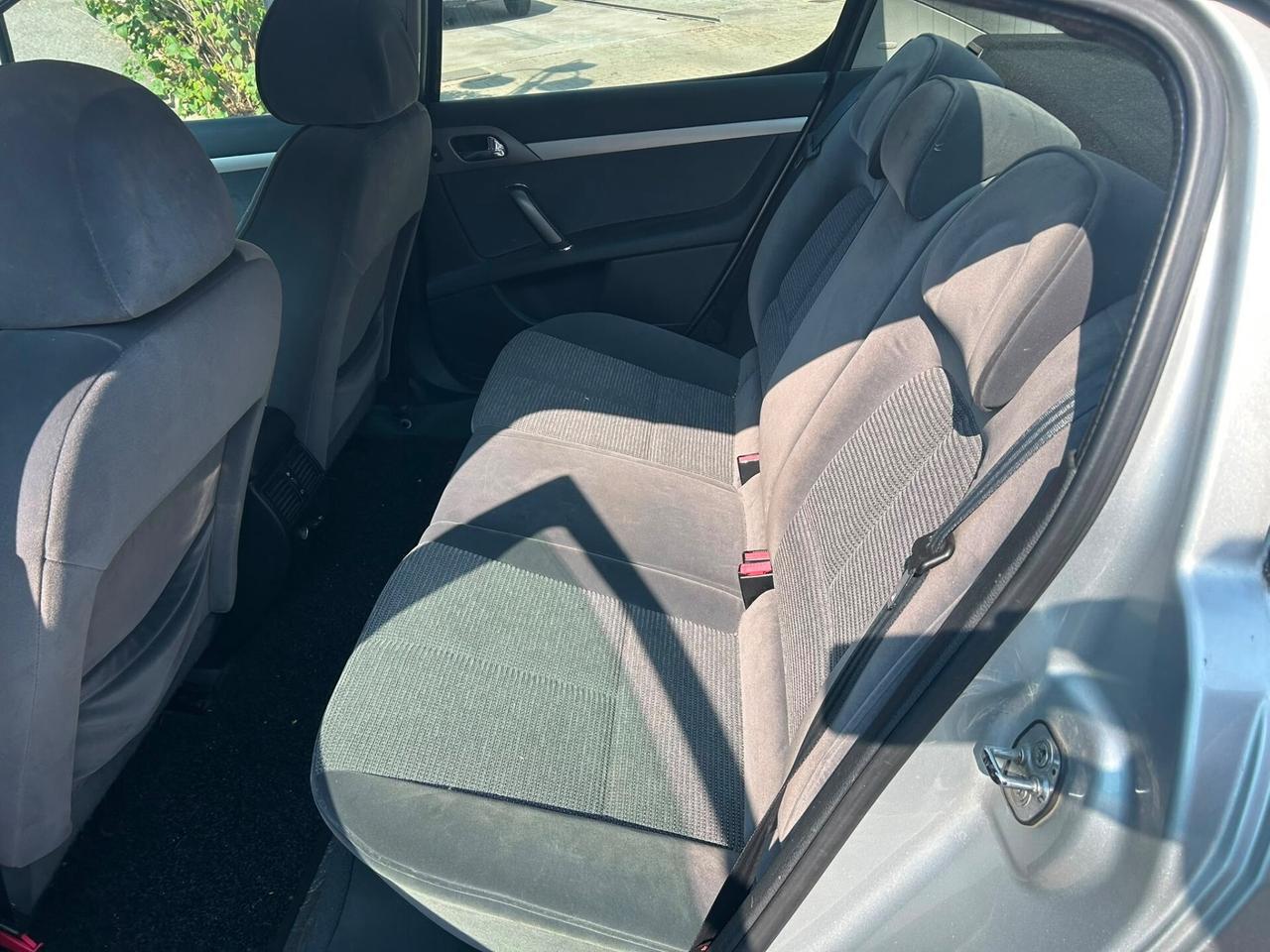 Peugeot 407 1.6 HDi