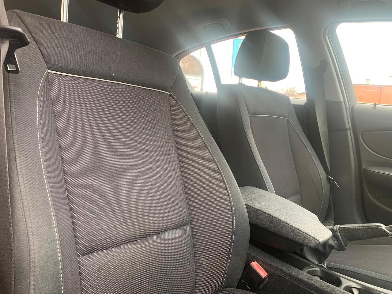 Bmw 116i cat 5 porte Neopat. Ok immatricolazione