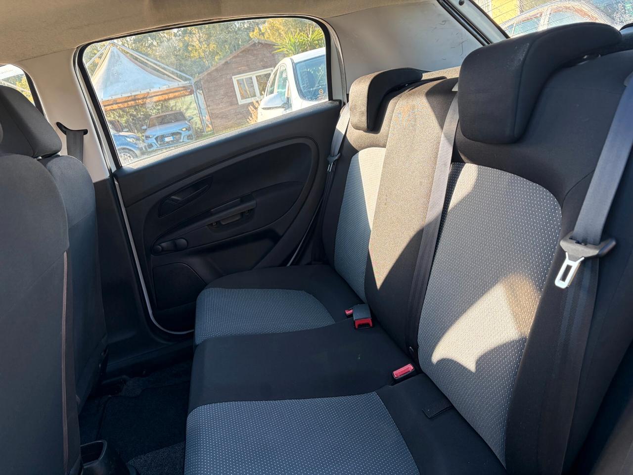 FIAT GRANDE PUNTO 1.2 69CV 66.000 KM ANNO 2013