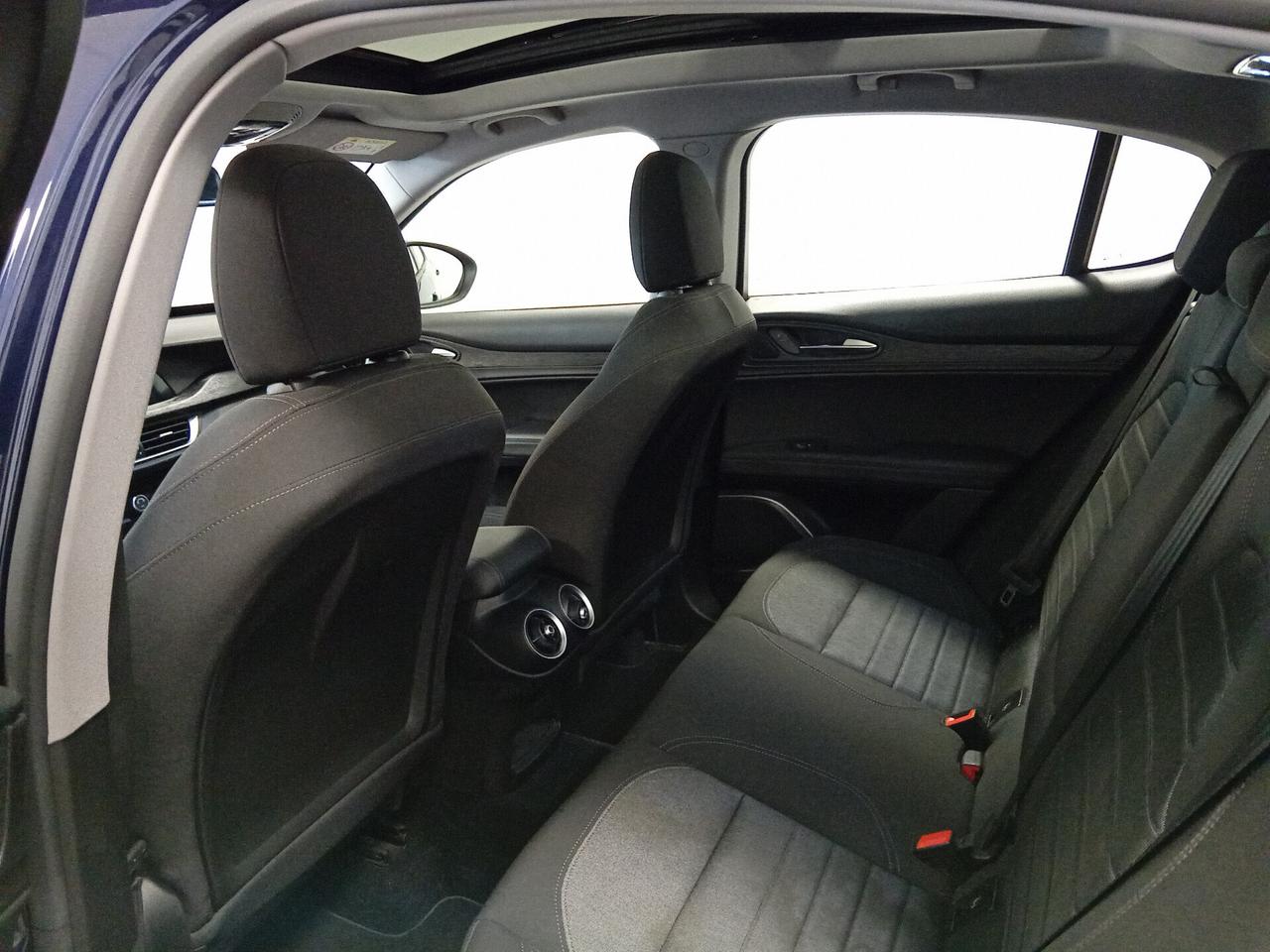 Alfa Romeo Stelvio 2.2 Turbodiesel 190 CV AT8 RWD Business