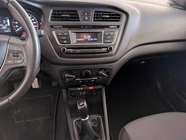 Hyundai i20 i20 II 2015 5p 1.2 Classic 75cv km 23.000