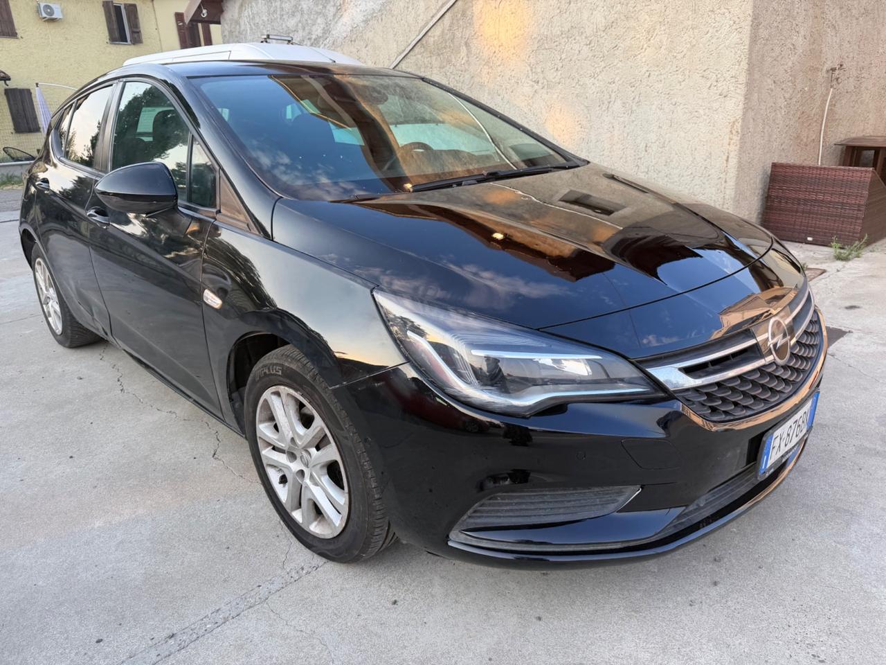 Opel Astra 1.4 Turbo 150CV Start&Stop aut. 5 porte Innovation