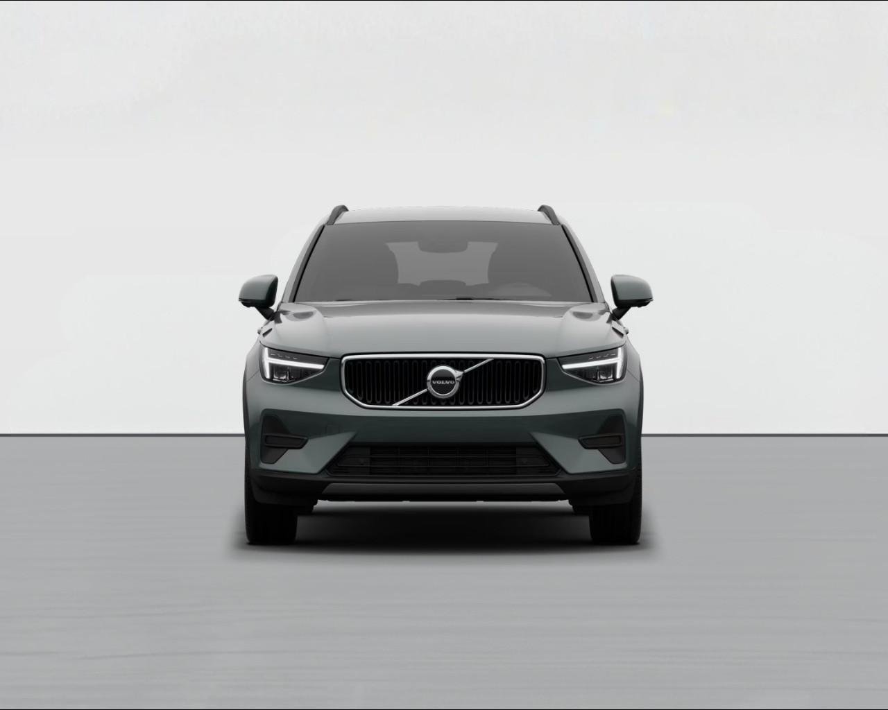 VOLVO XC40 CORE B3 AUTO PREZZO PROMO FINO A FINE MESE