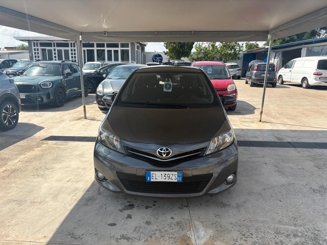 Toyota Yaris 1.4 D-4D 5 porte Lounge