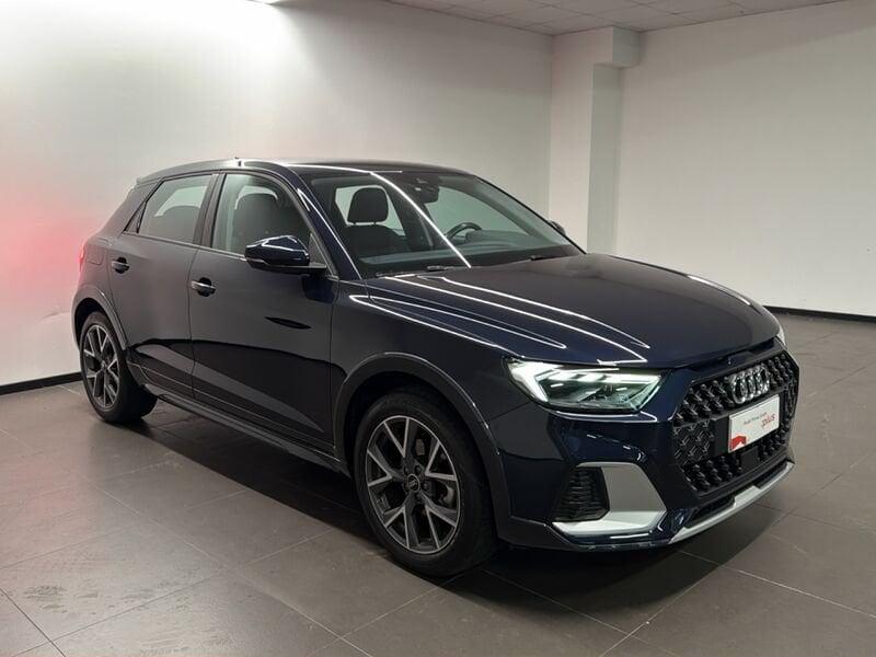 Audi A1 A1 CITYCARVER 30 1.0 TFSI ADMIRED S-TRONIC 110CV