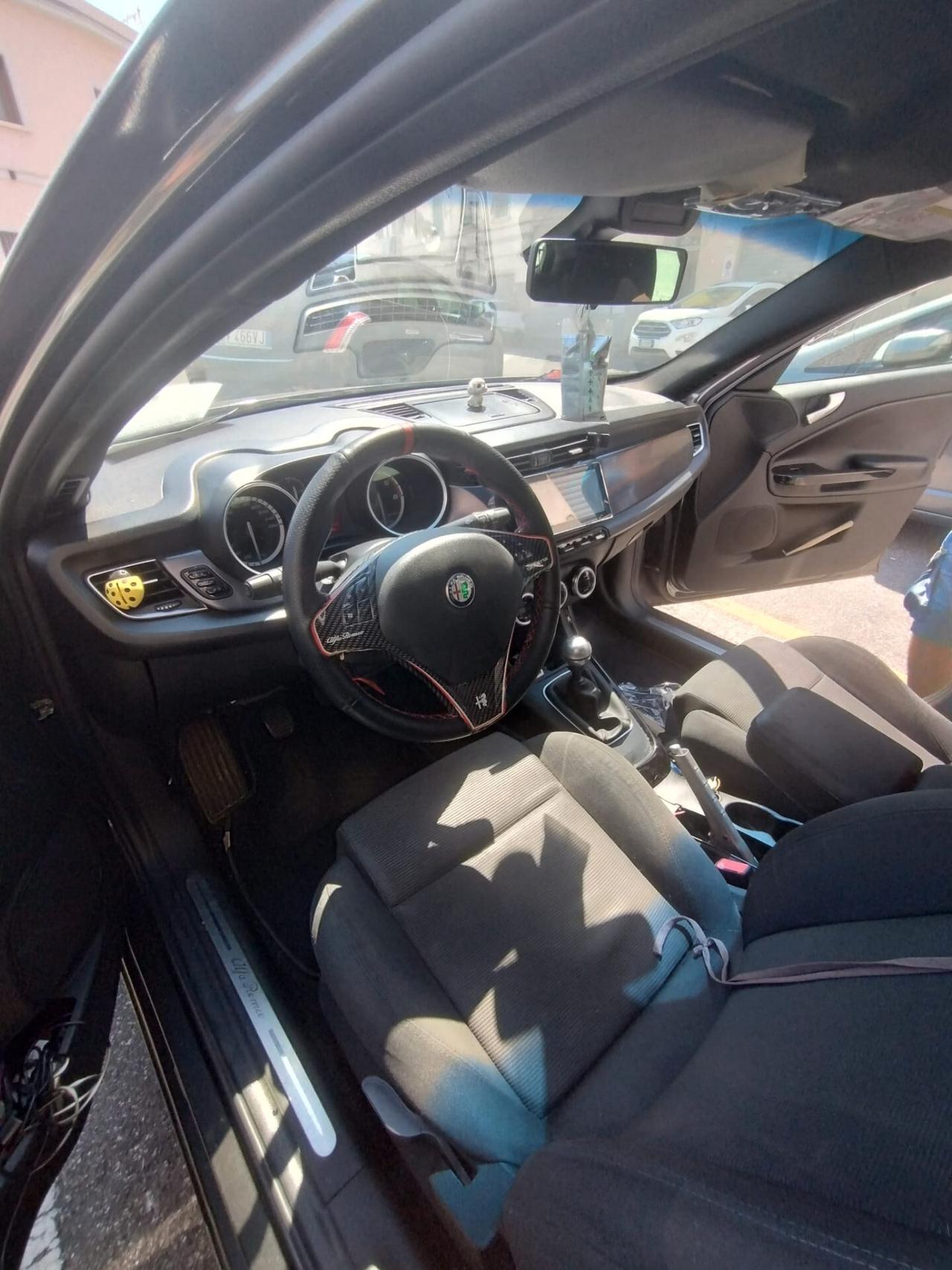 Alfa Romeo Giulietta 1.6 JTDm-2 105 CV