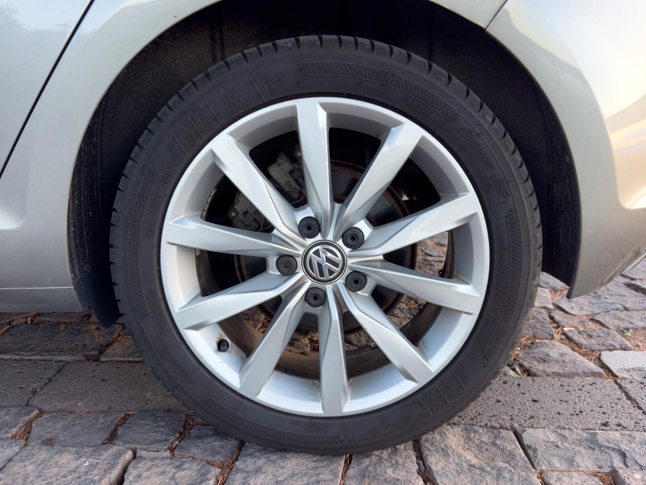 Volkswagen Golf 1.6 TDI 5p. Highline BlueMotion Technology - 2013
