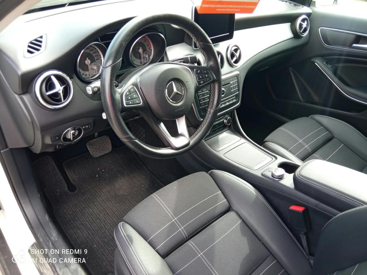 Mercedes-benz GLA 200 d Sport 136CV