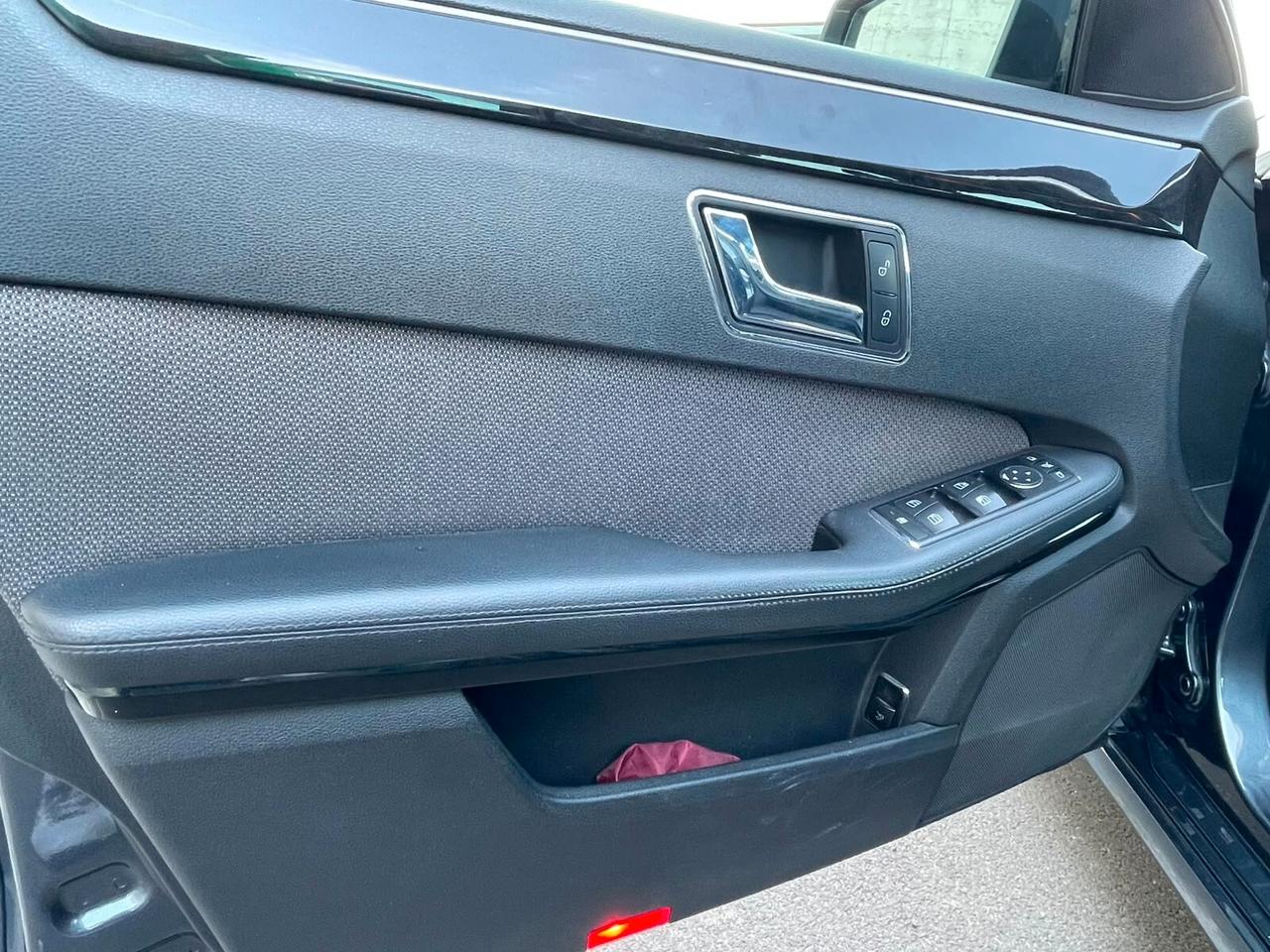 Mercedes-benz E 220 CDI Avantgarde