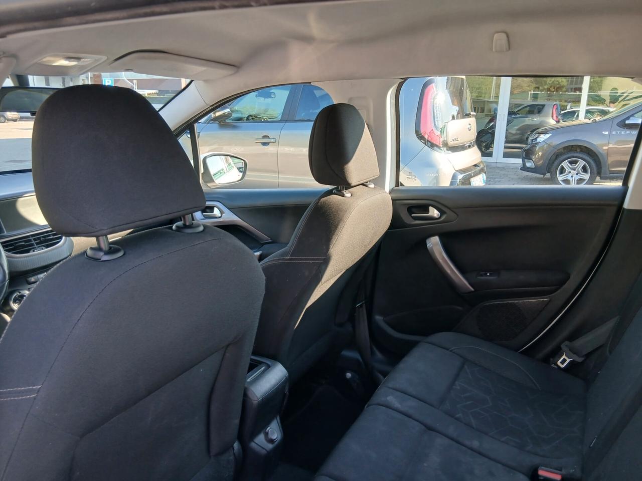 Peugeot 2008 1.4 HDi 68CV Access finanziabile ...OK per neo patentati