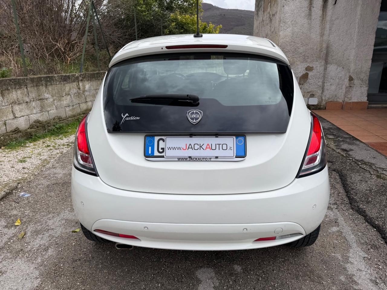 Lancia Ypsilon 1.2 69 CV 5 porte GPL Ecochic Gold