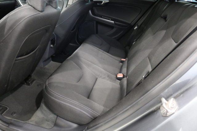 VOLVO V60 D3 Business