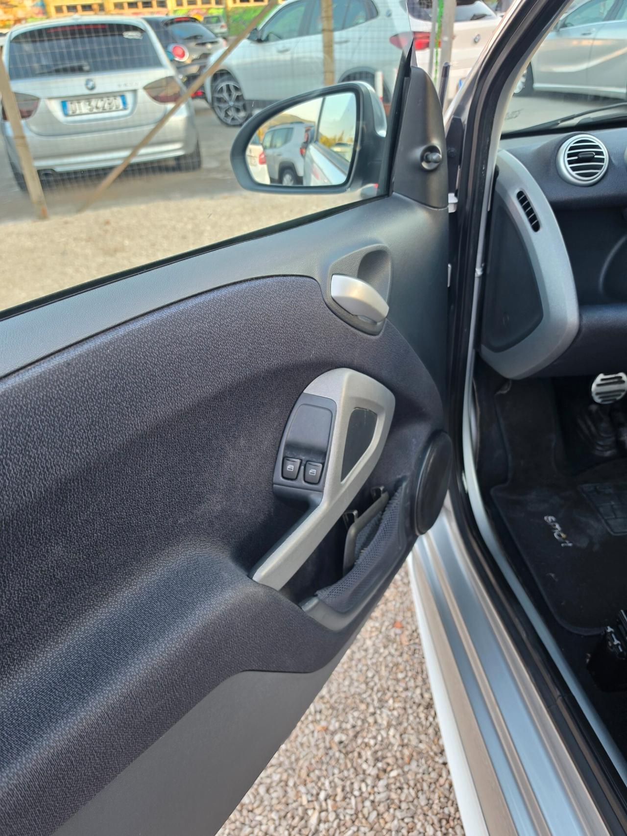Smart ForTwo 800 40 kW coupé passion cdi