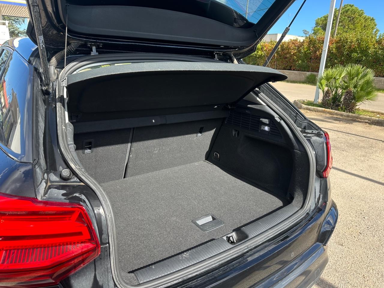 Audi Q2 35 TDI quattro S tronic Admired Advanced