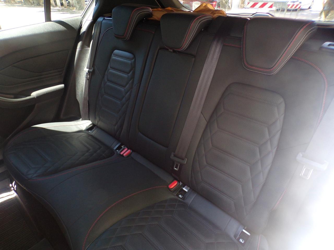 AUTO FORD FOCUS 5P DEL 05.2025 14.500 KM MOTORE 1.0 ECOBOOST ST-LINE X 125CV