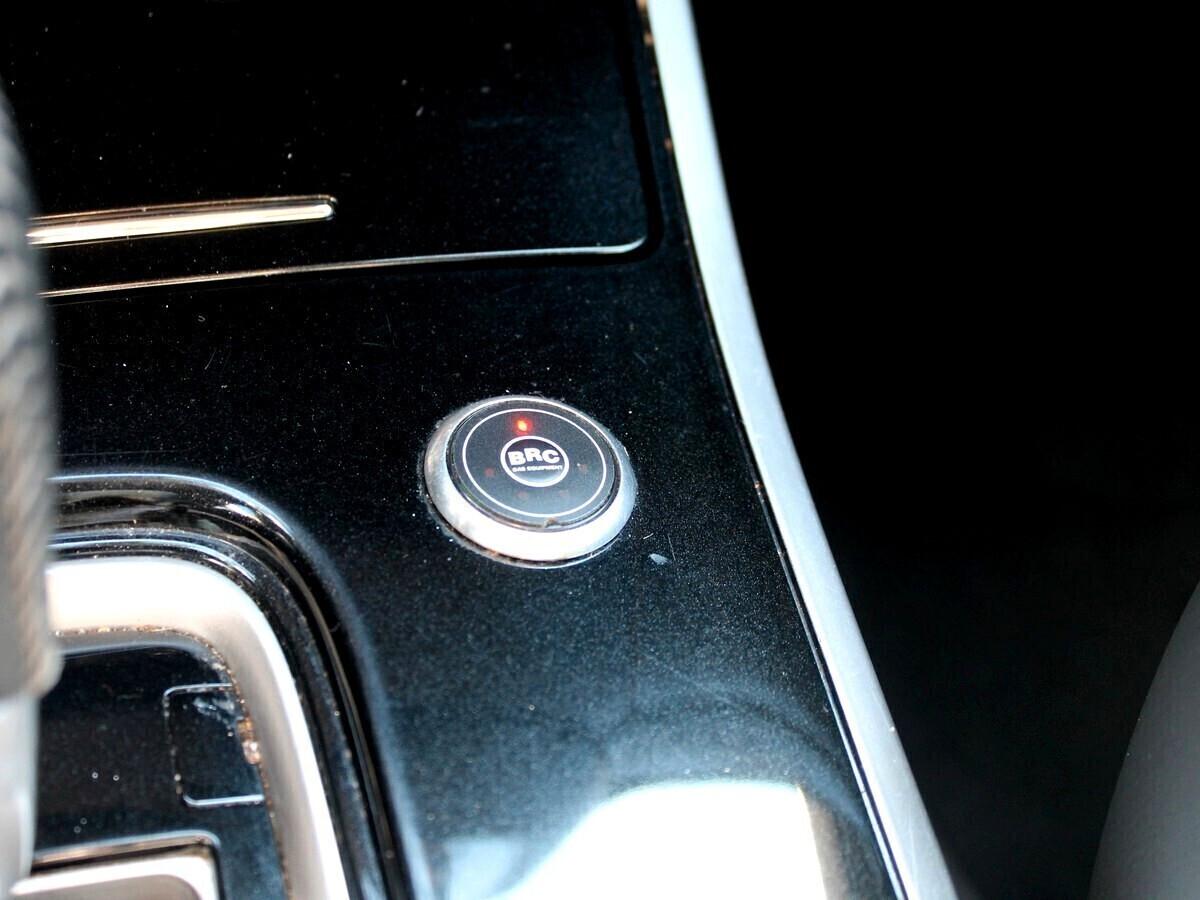 Mitsubishi Outlander 2.0 2WD GPL Bi-fuel CVT Instyle SDA