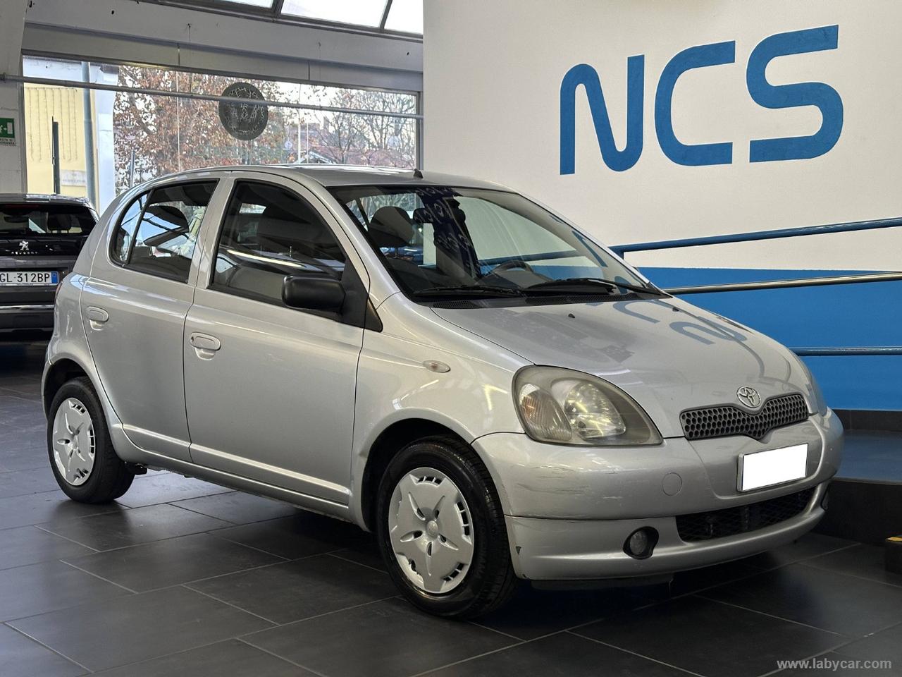 TOYOTA Yaris 1.3 16V 5p. Luna