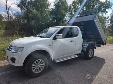 Mitsubishi L200 2.5 DI-D 2 Porte 2015- CON CASSONE