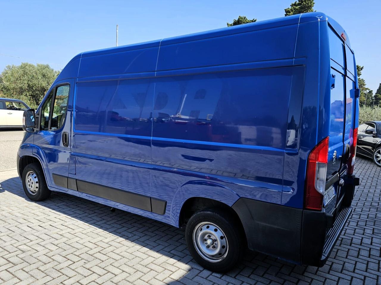 Peugeot Boxer 333 2.0 BlueHDi 130CV PM-TN