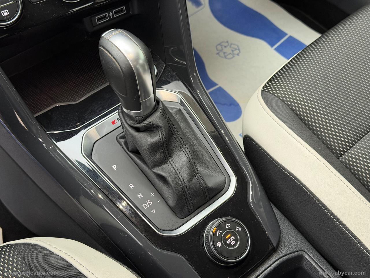 VOLKSWAGEN T-Roc 2.0 TDI 150 DSG 4MOTION Style BMT