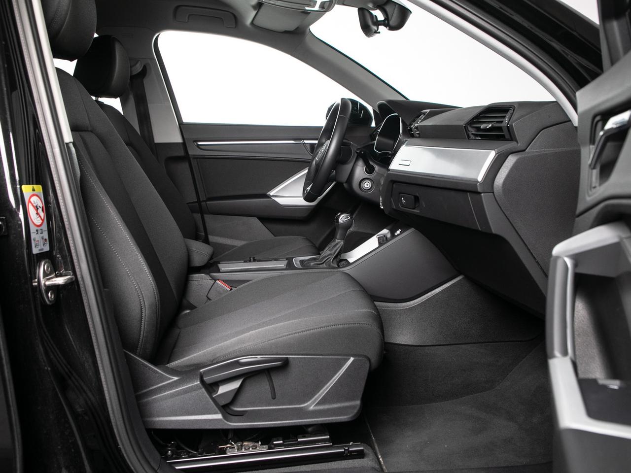 Audi Q3 35 2.0 tdi business s-tronic
