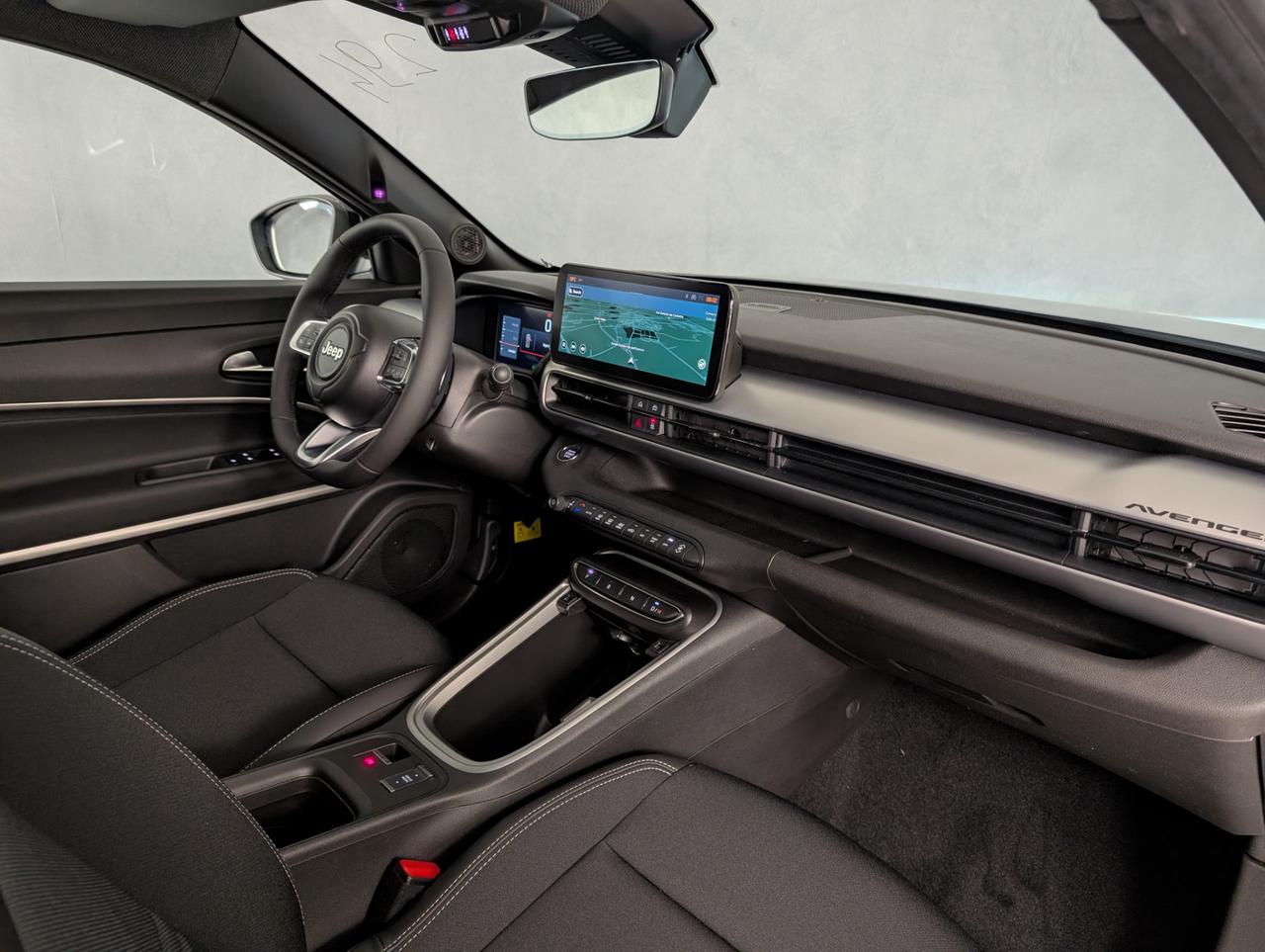 Jeep Avenger 1.2 Turbo E-Hybrid 110cv eDCT6 Summit Freedom