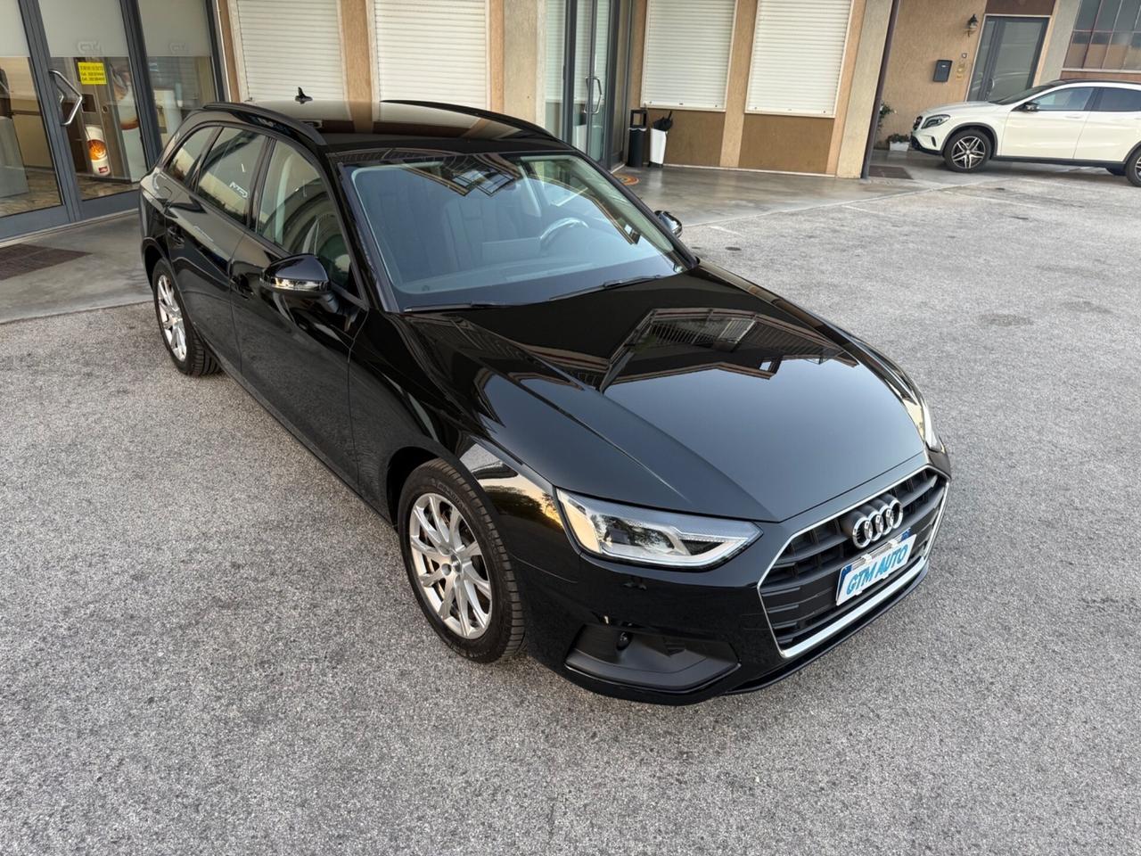 Audi A4 35 TDI/163 CV S tronic - Automatica