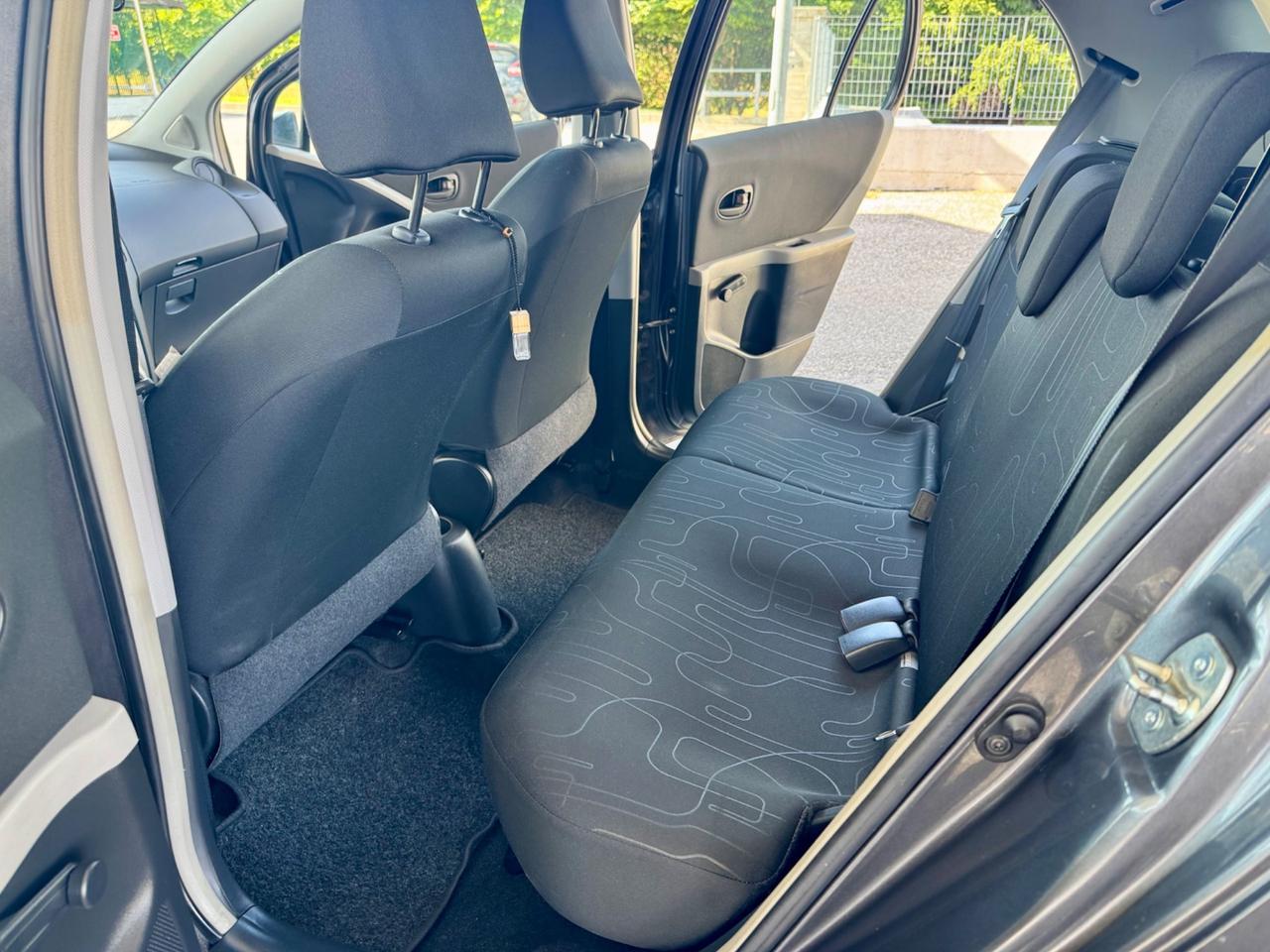 Toyota Yaris 1.0 5 porte Lounge