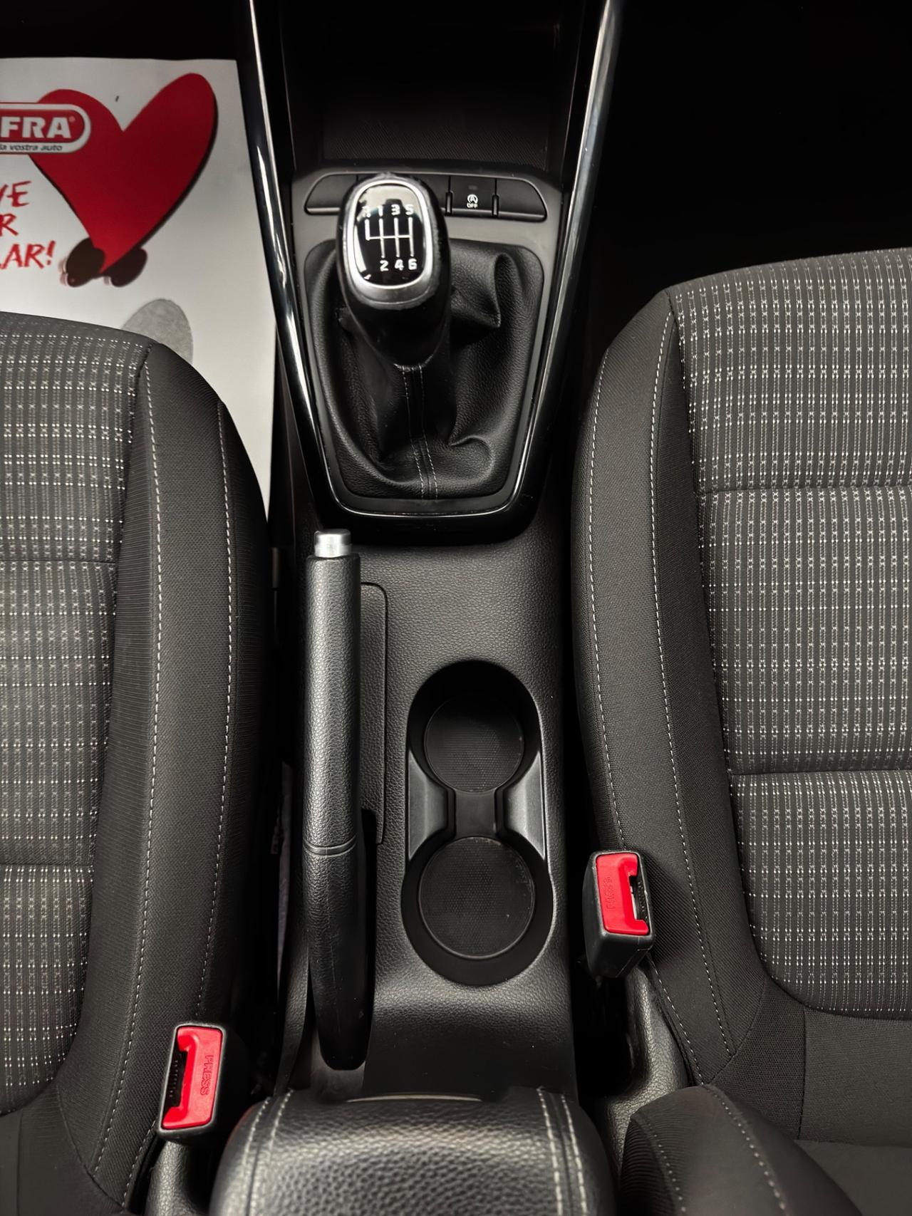 Kia Stonic 1.4 MPI 100 CV Urban