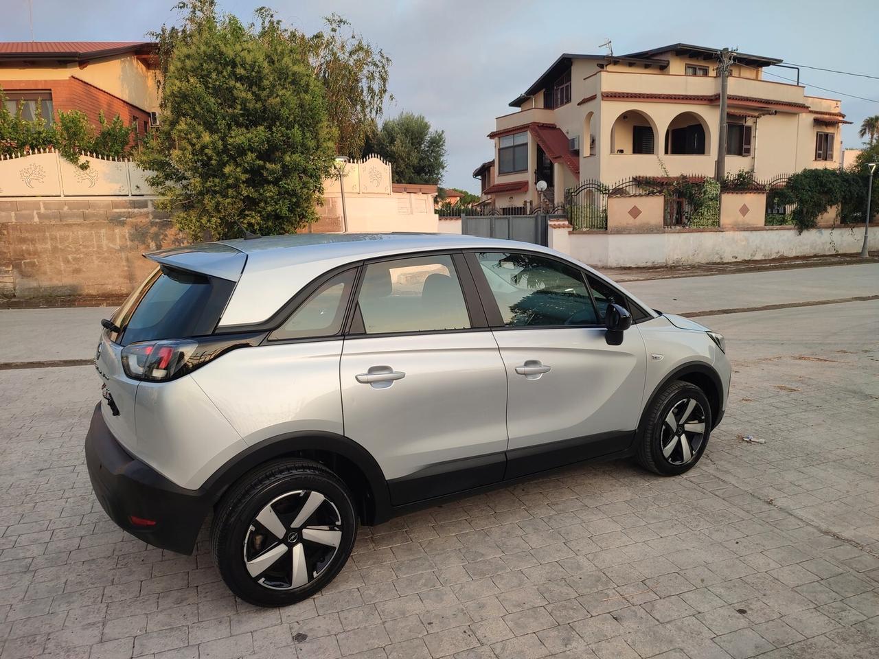 Opel Crossland EDITION TELECAMERA 1.5 DIESEL 110 CV MT6 CLIMA