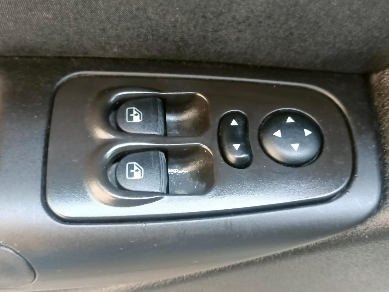 Lancia Ypsilon 1.2 Argento