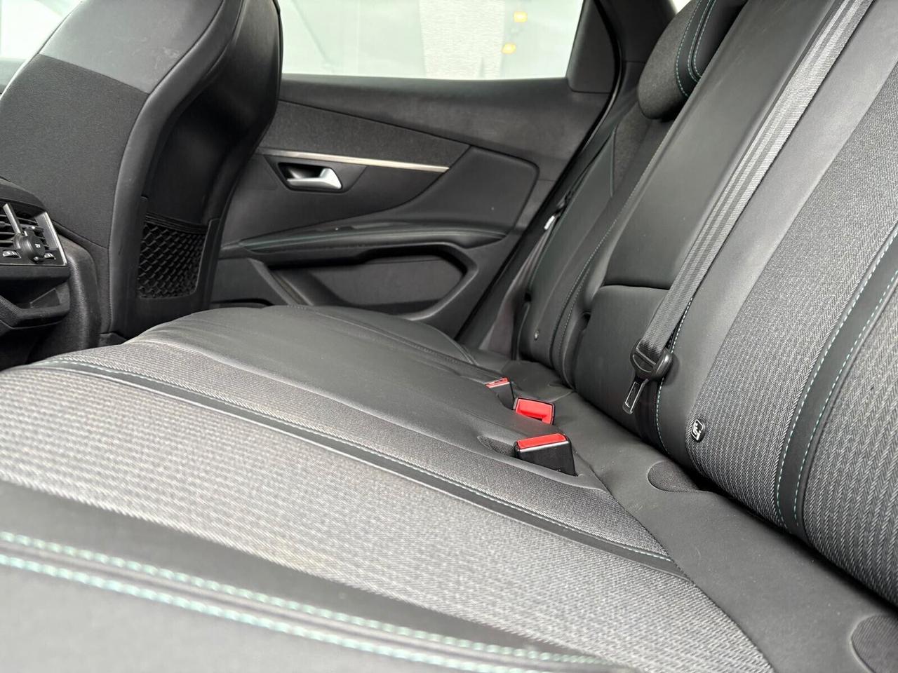 Peugeot 3008 ALLURE PACK BlueHDi 130 6mt SPOTICAR