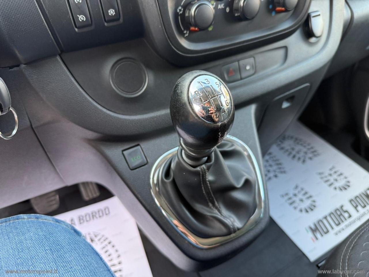 Vivaro 27 1.6 BiT. EcoF. PC-TN Combi